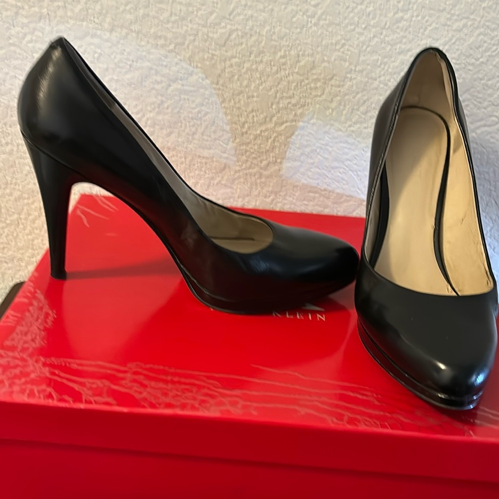 Lady’s church shoes